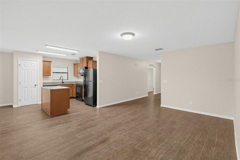 Villa ou maison à vendre à Haines City, Floride: 3 chambres, 128.02 m2 № 2377879 - photo 5