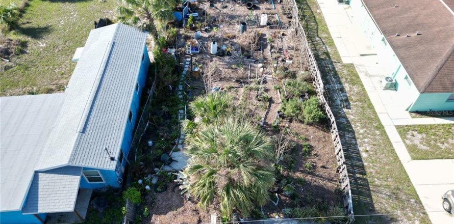 Земельный участок в Уинтер-Хейвен, Флорида № 2212485