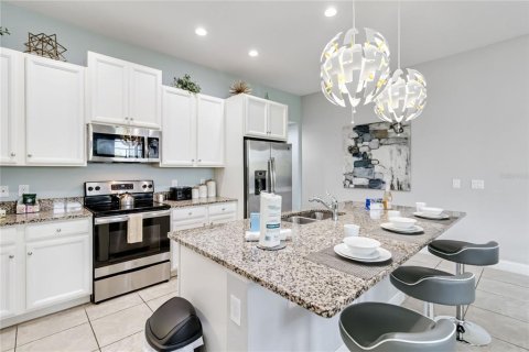 Adosado en venta en Davenport, Florida, 5 dormitorios, 204.76 m2 № 1592524 - foto 9