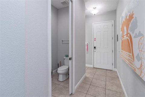 Adosado en venta en Davenport, Florida, 5 dormitorios, 204.76 m2 № 1592524 - foto 5