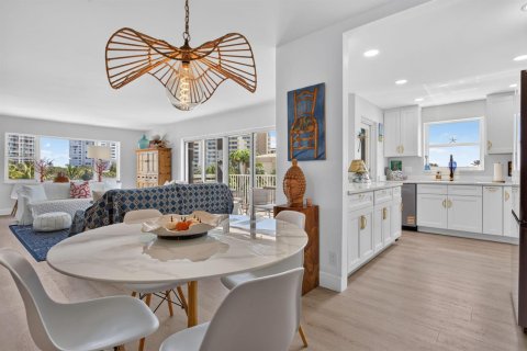 Copropriété à vendre à Pompano Beach, Floride: 2 chambres, 130.06 m2 № 2421131 - photo 8