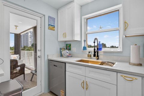 Copropriété à vendre à Pompano Beach, Floride: 2 chambres, 130.06 m2 № 2421131 - photo 4