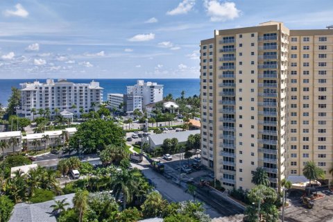 Copropriété à vendre à Pompano Beach, Floride: 2 chambres, 130.06 m2 № 2421131 - photo 25