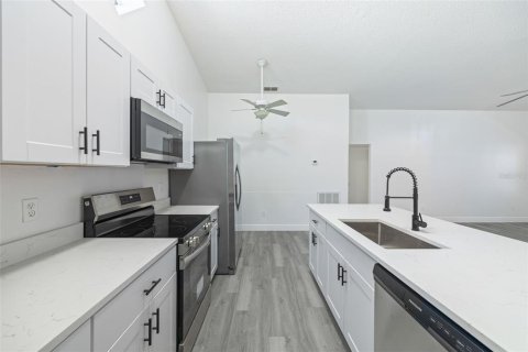 Villa ou maison à vendre à Riverview, Floride: 3 chambres, 114.83 m2 № 2221752 - photo 8