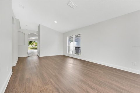 Villa ou maison à vendre à Riverview, Floride: 4 chambres, 179.86 m2 № 2426844 - photo 2