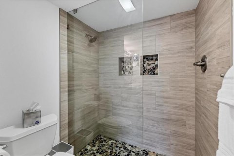 Купить кондоминиум в Сарасота, Флорида 5 комнат, 113.06м2, № 1552771 - фото 17