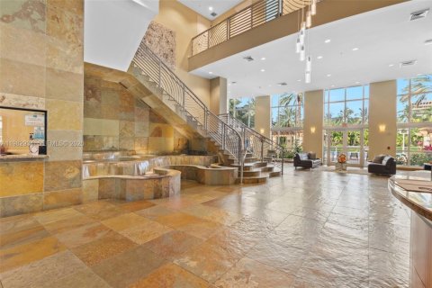 Condominio en alquiler en Hallandale Beach, Florida, 1 dormitorio, 85.01 m2 № 2080492 - foto 18