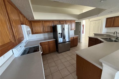 Villa ou maison à louer à Orlando, Floride: 4 chambres, 224.45 m2 № 2093300 - photo 8