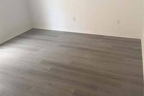 Villa ou maison à louer à Orlando, Floride: 4 chambres, 224.45 m2 № 2093300 - photo 10
