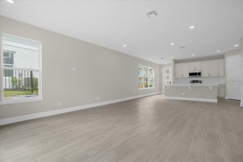 Adosado en alquiler en Kissimmee, Florida, 3 dormitorios, 158.31 m2 № 2095084 - foto 8