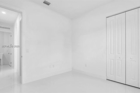 Appartement à louer à Miami, Floride: 2 chambres № 2043036 - photo 5