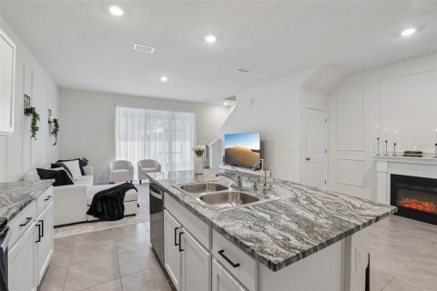 Touwnhouse à louer à Tampa, Floride: 3 chambres, 155.43 m2 № 2379227 - photo 13