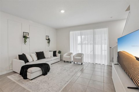 Touwnhouse à louer à Tampa, Floride: 3 chambres, 155.43 m2 № 2379227 - photo 6