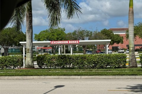 Снять в аренду кондоминиум в Бока-Ратон, Флорида 1 спальня, 66.89м2, № 1991114 - фото 30