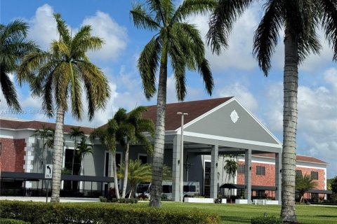 Снять в аренду кондоминиум в Бока-Ратон, Флорида 1 спальня, 66.89м2, № 1991114 - фото 29