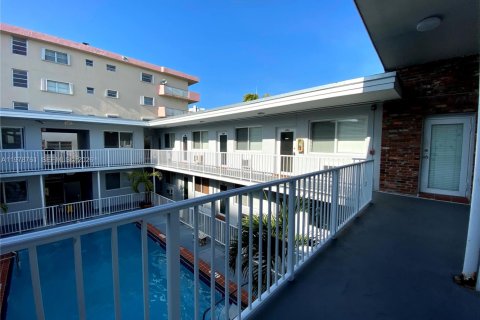 Снять в аренду квартиру в Майами-Бич, Флорида 41.06м2, № 2050111 - фото 6