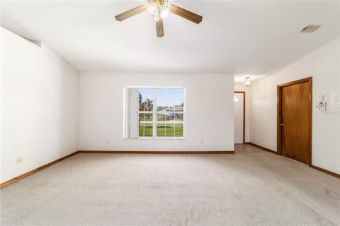 Casa en venta en Belleview, Florida, 3 dormitorios, 168.34 m2 № 1837510 - foto 9