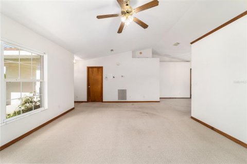 Casa en venta en Belleview, Florida, 3 dormitorios, 168.34 m2 № 1837510 - foto 11
