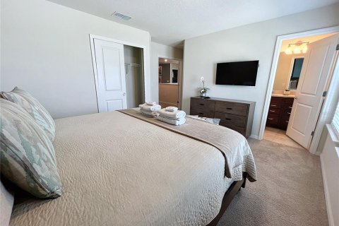 House in Davenport, Florida 8 bedrooms, 373.93 sq.m. № 1885416 - photo 28