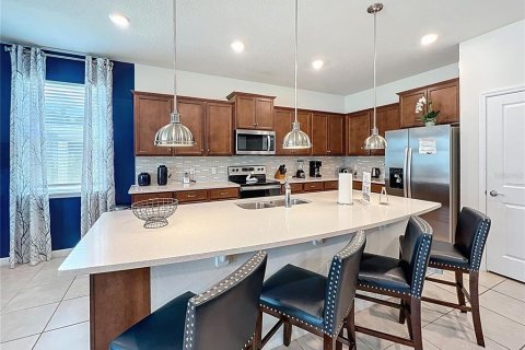 House in Davenport, Florida 8 bedrooms, 373.93 sq.m. № 1885416 - photo 6