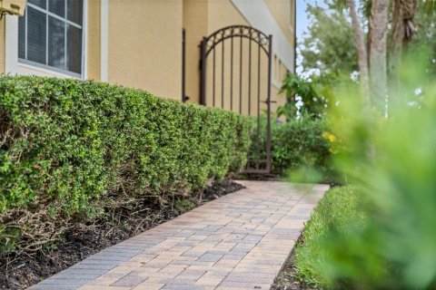 Touwnhouse à vendre à Lakewood Ranch, Floride: 3 chambres, 278.43 m2 № 2408784 - photo 9