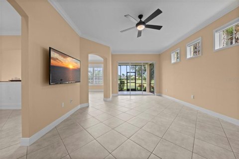Touwnhouse à vendre à Lakewood Ranch, Floride: 3 chambres, 278.43 m2 № 2408784 - photo 23