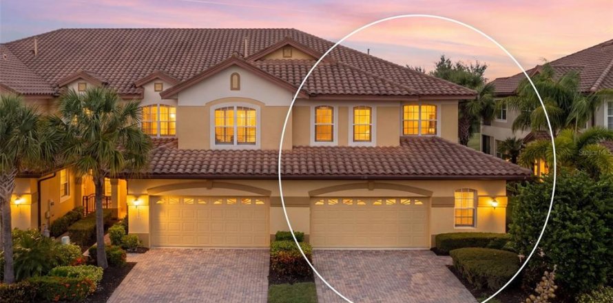 Touwnhouse à Lakewood Ranch, Floride 3 chambres, 278.43 m2 № 2408784