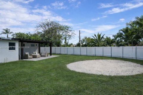 Casa en alquiler en Cutler Bay, Florida, 4 dormitorios, 184.32 m2 № 2049024 - foto 16