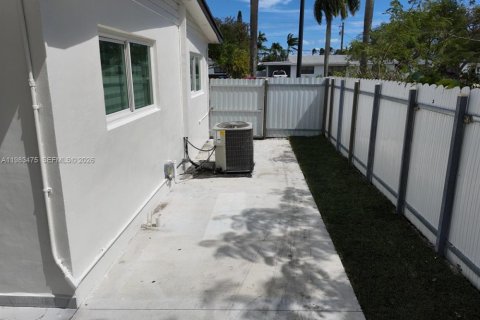 Casa en alquiler en Cutler Bay, Florida, 4 dormitorios, 184.32 m2 № 2049024 - foto 13