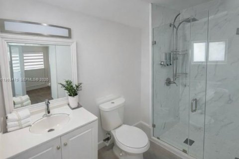 Casa en alquiler en Cutler Bay, Florida, 4 dormitorios, 184.32 m2 № 2049024 - foto 7
