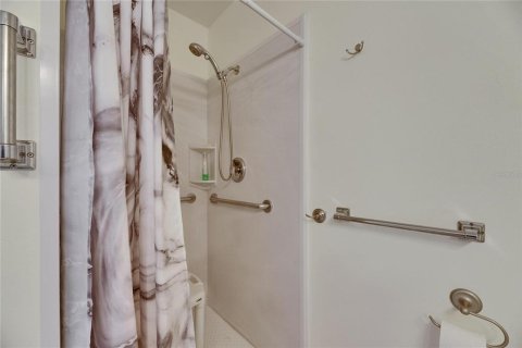 Condo in Sun City Center, Florida, 2 bedrooms  № 1799770 - photo 21