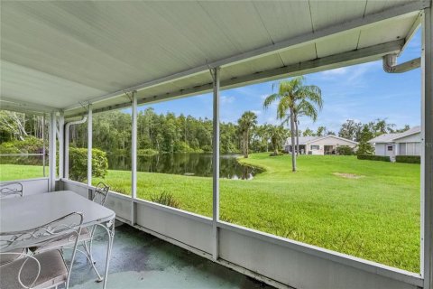 Condo in Sun City Center, Florida, 2 bedrooms  № 1799770 - photo 29