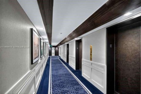 Купить кондоминиум в Майами, Флорида 1 спальня, 75.81м2, № 2025078 - фото 25