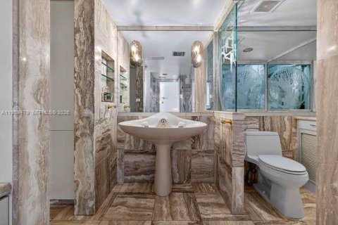 Купить кондоминиум в Майами, Флорида 1 спальня, 75.81м2, № 2025078 - фото 17