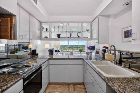 Купить кондоминиум в Майами, Флорида 1 спальня, 75.81м2, № 2025078 - фото 10