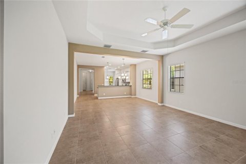 Villa ou maison à vendre à Lakewood Ranch, Floride: 2 chambres, 183.67 m2 № 1801662 - photo 15