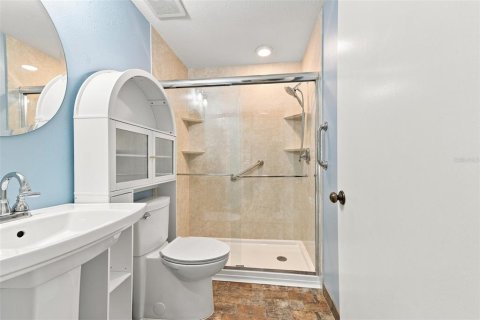Condo in Sun City Center, Florida, 2 bedrooms  № 2266504 - photo 28