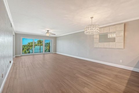 Copropriété à vendre à Sarasota, Floride: 2 chambres, 151.06 m2 № 2431631 - photo 9