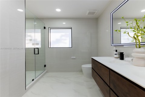 Купить виллу или дом в Форт-Лодердейл, Флорида 3 спальни, 215.81м2, № 2026045 - фото 19