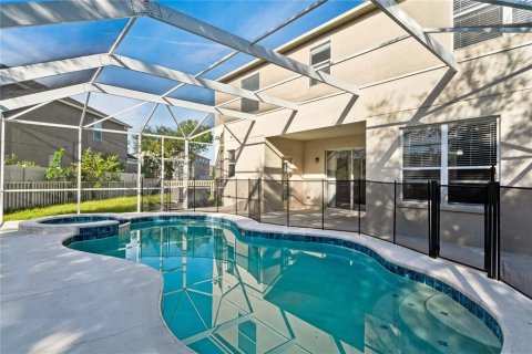Villa ou maison à vendre à Land O' Lakes, Floride: 5 chambres, 316.24 m2 № 2398692 - photo 2