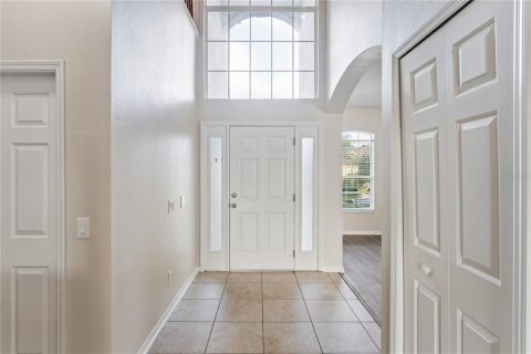 Villa ou maison à vendre à Land O' Lakes, Floride: 5 chambres, 316.24 m2 № 2398692 - photo 4