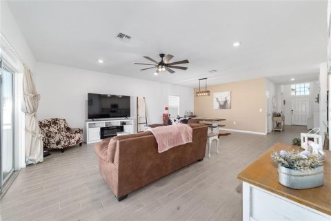 Villa ou maison à vendre à Ocala, Floride: 4 chambres, 189.43 m2 № 2143615 - photo 18