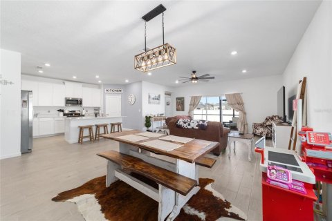 Villa ou maison à vendre à Ocala, Floride: 4 chambres, 189.43 m2 № 2143615 - photo 8