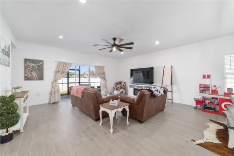 Villa ou maison à vendre à Ocala, Floride: 4 chambres, 189.43 m2 № 2143615 - photo 11