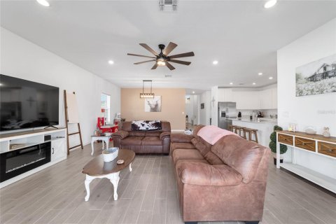 Villa ou maison à vendre à Ocala, Floride: 4 chambres, 189.43 m2 № 2143615 - photo 16
