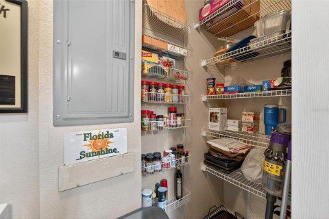 Condominio en alquiler en Tampa, Florida, 2 dormitorios, 97.08 m2 № 1912706 - foto 18