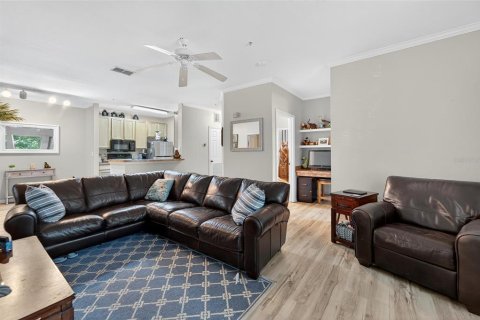 Condominio en alquiler en Tampa, Florida, 2 dormitorios, 97.08 m2 № 1912706 - foto 7