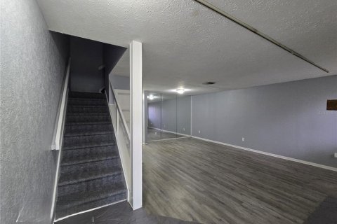 Touwnhouse à louer à Tampa, Floride: 4 chambres, 115.94 m2 № 2119069 - photo 5