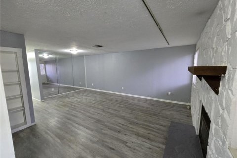 Touwnhouse à Tampa, Floride 4 chambres, 115.94 m2 № 2119069