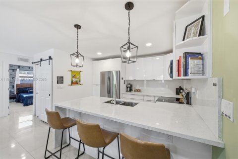 Villa ou maison à vendre à Pompano Beach, Floride: 3 chambres, 117.8 m2 № 1988607 - photo 14